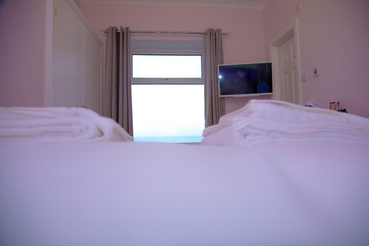 فندق Carmel House لاندودنو المظهر الخارجي الصورة